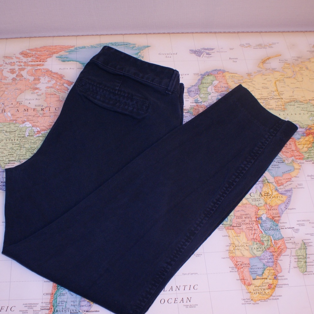 Old Navy Pixie Chino Pants Size 2 reg